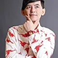 黄子佼