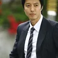 李东健