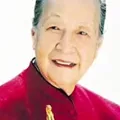 黄素影