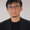 於水
