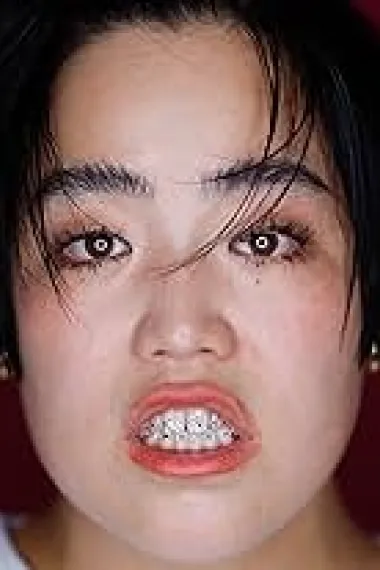 吉田有里